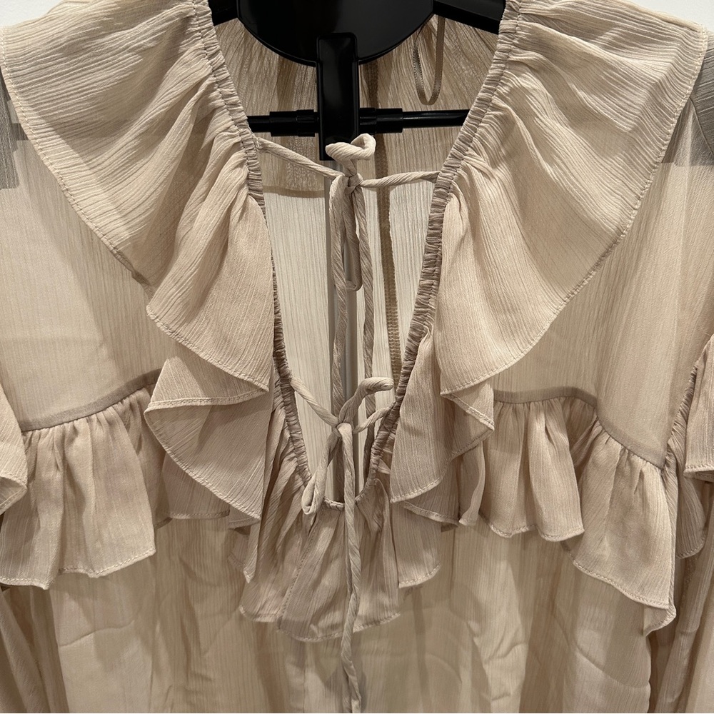 Zara Cream Ruffle Blouse - Picture 4 of 5